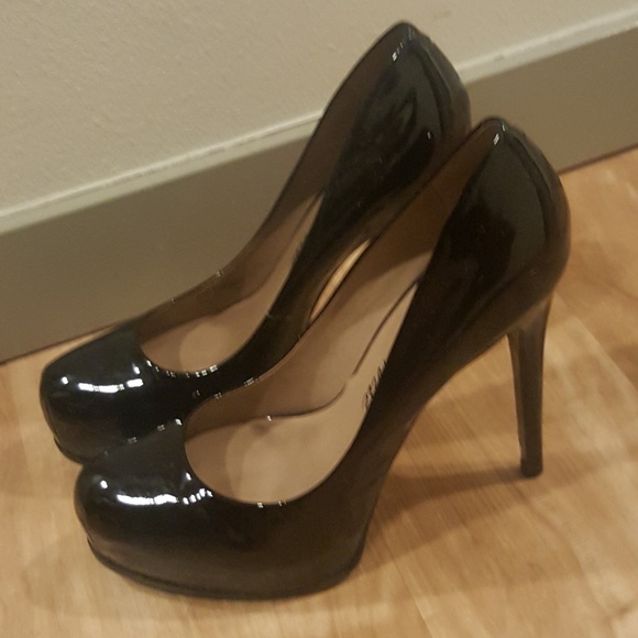 Pour la Victoire black patent leather Irina heels - Picture 4 of 5